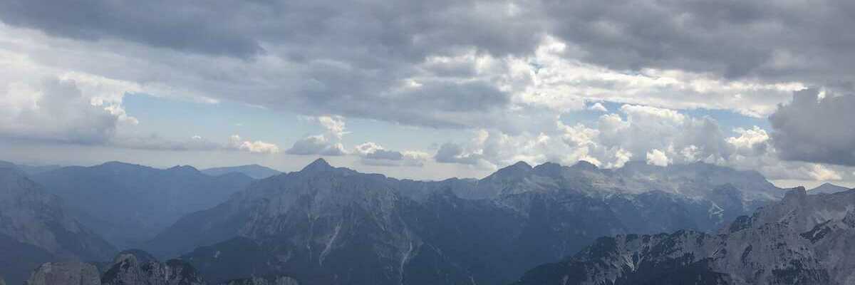 Flugwegposition um 12:58:41: Aufgenommen in der Nähe von Gemeinde Kleinarl, Österreich in 2934 Meter